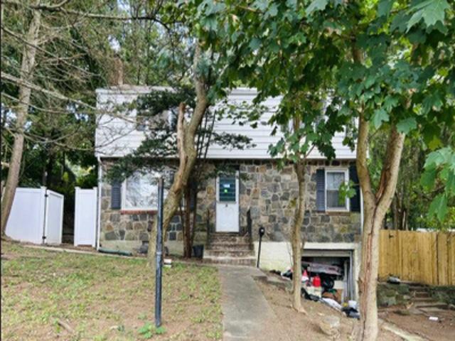 House for sale in Crestwood Gardens, City of Yonkers