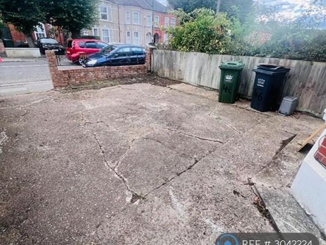 House for rent in London Borough of Lewisham, Greater London
