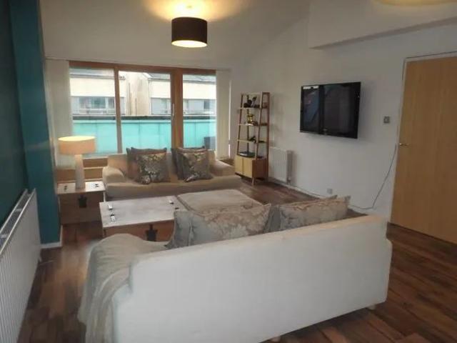 House for rent in Hutchesontown, Gorbals
