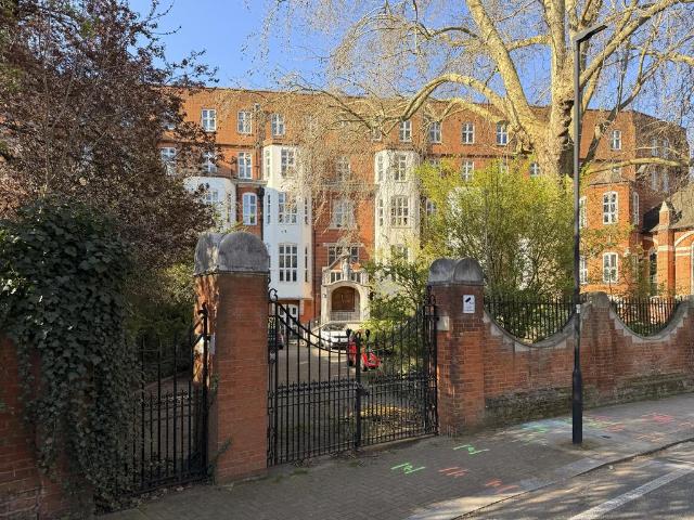 House for rent in Loughborough Junction, Greater London