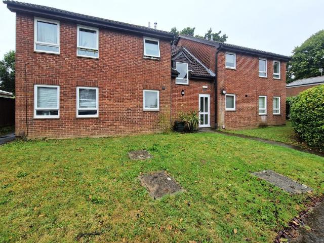 Studio for rent in Old Netley, Eastleigh