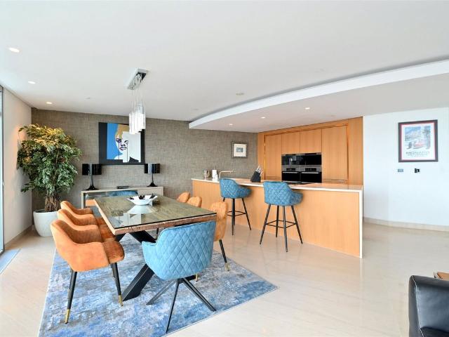 Apartment for rent in Bermondsey Village, Greater London