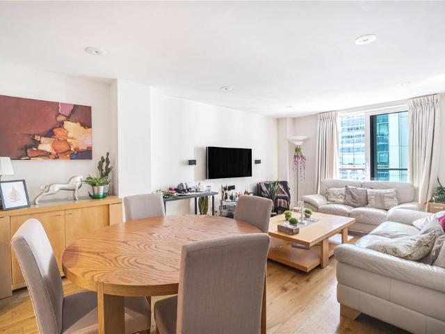 Apartment for rent in London Borough of Lambeth, Greater London