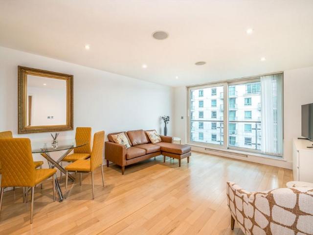 Apartment for rent in Vauxhall, Greater London