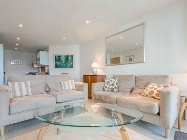 Apartment for rent in Vauxhall, Greater London