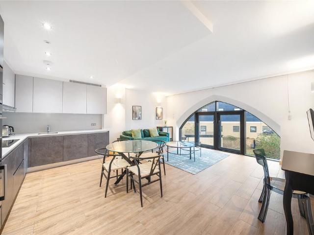 Apartment for rent in London Borough of Hounslow, Greater London