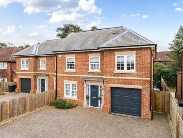 House for sale in Weybridge, Elmbridge
