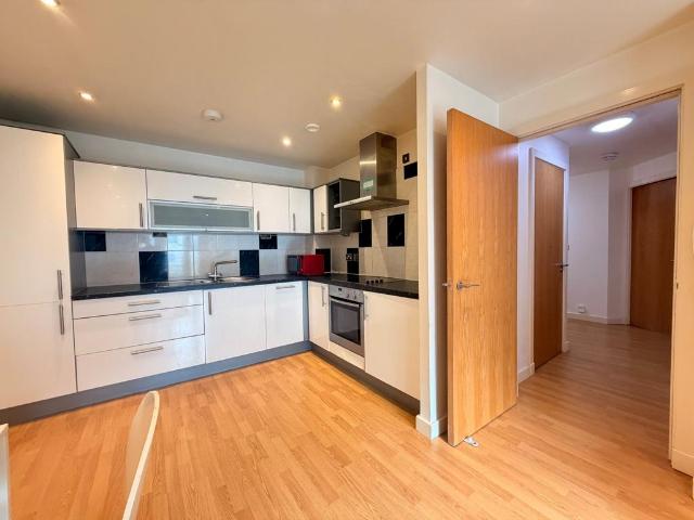 Apartment for rent in Saint George's, Netherthorpe