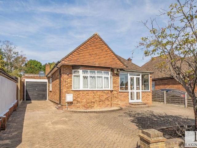 House for rent in Ickenham, Greater London
