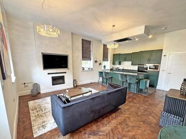 House for sale in Baswich, Staffordshire