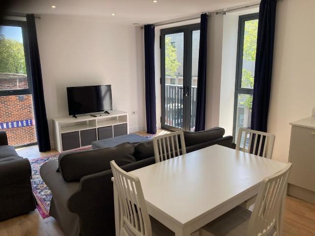 Apartment for rent in Longport, The Bridge