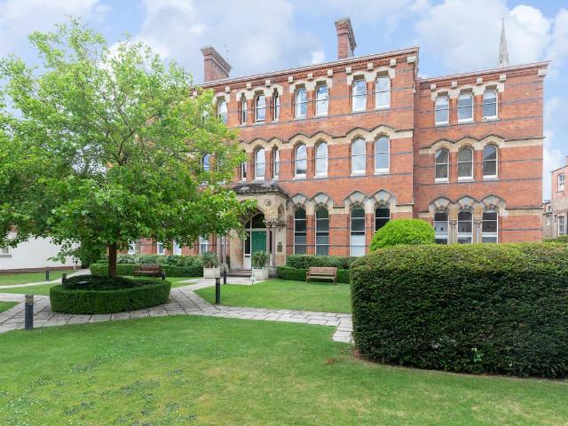 Apartment for rent in Montpellier, Cheltenham