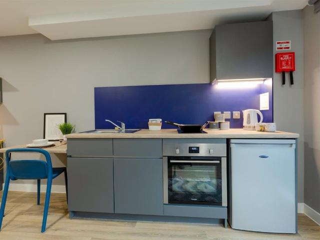 Studio for rent in Bare, Lancashire