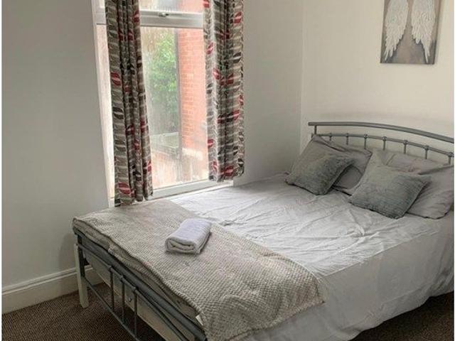 Room for rent in West Midlands