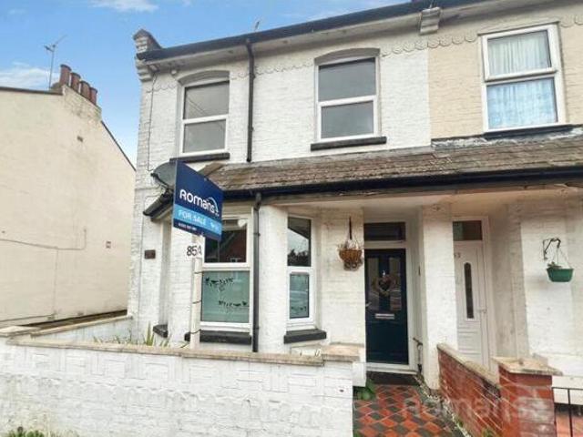 House for sale in Aldershot, Hampshire