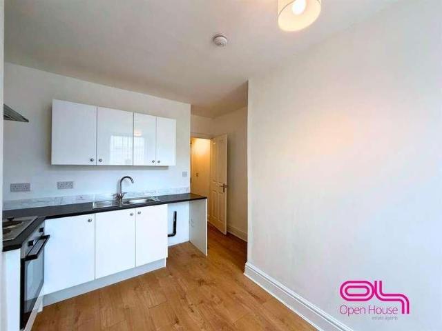 Apartment for rent in Lee Bank, Greater Manchester