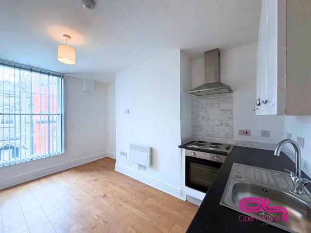 Apartment for rent in Lee Bank, Greater Manchester