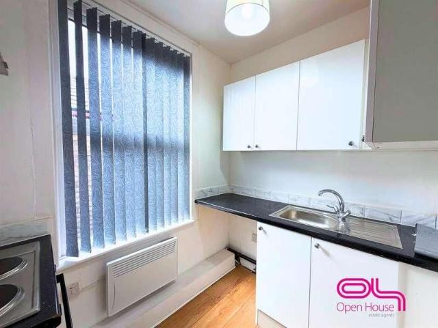 Apartment for rent in Lee Bank, Greater Manchester