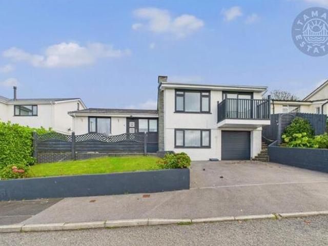 House for sale in Looe, Cornwall