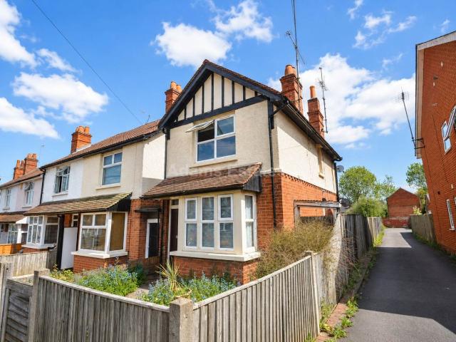 Apartment for rent in Dee Park, Reading