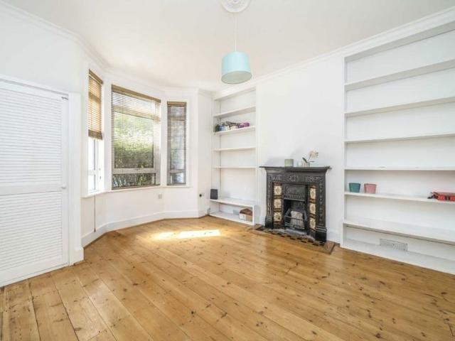 House for rent in London Borough of Hounslow, Hanworth