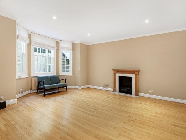 Apartment for rent in Pimlico, Greater London