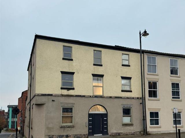 Apartment for rent in The Haulgh, Lee Bank