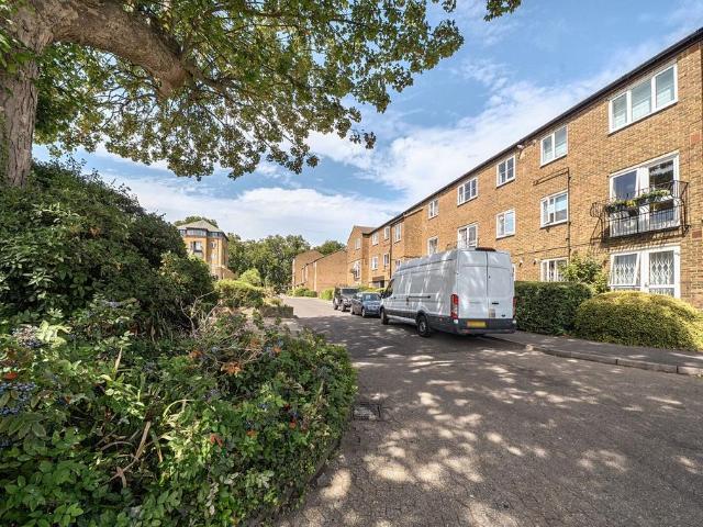 House for rent in Clapham, Greater London