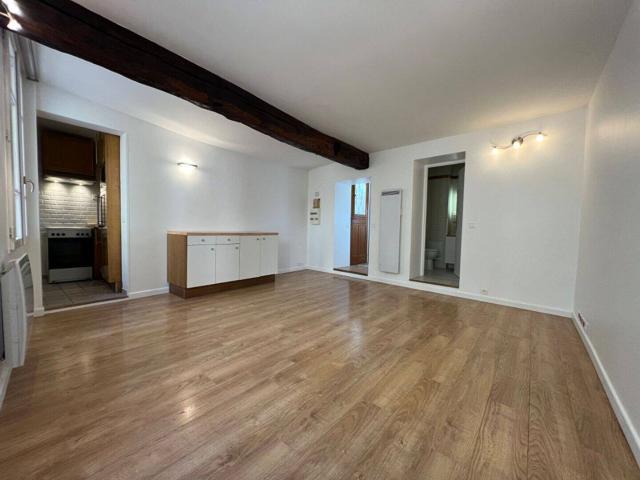 Studio location à Saint-Germain-en-Laye