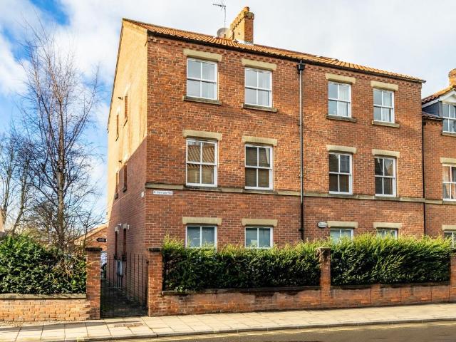 Apartment for rent in High Field, York