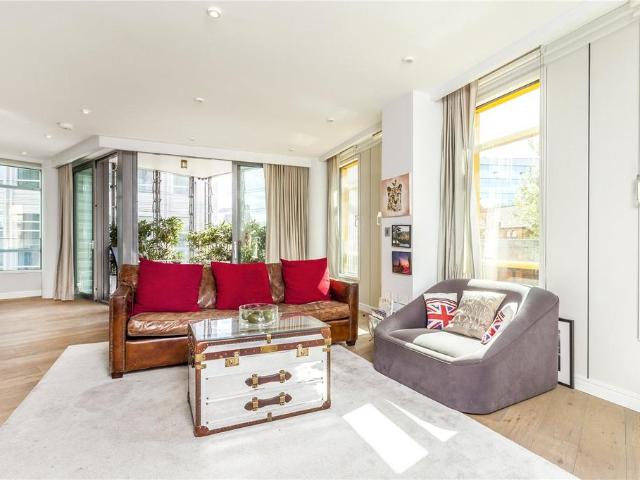 Apartment for rent in Saint Giles, Bloomsbury