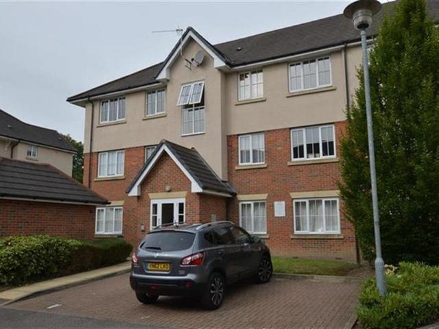 Apartment for rent in Ivy Chimneys, Epping