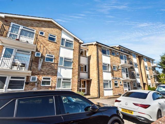 Apartment for rent in Upperton, Eastbourne