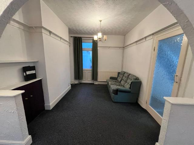 Apartment for rent in Nangreaves, Wales
