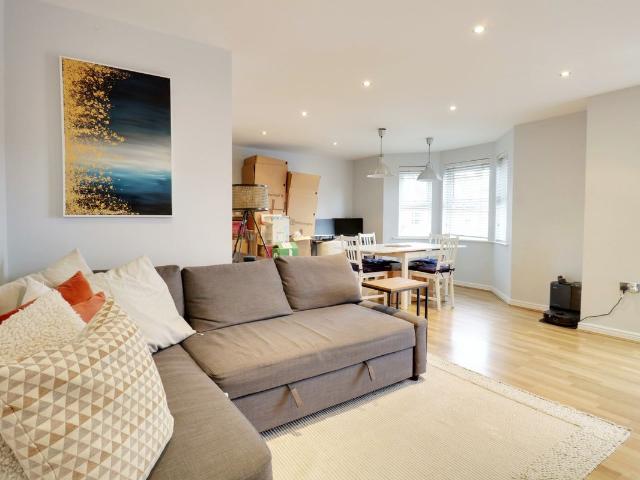 Apartment for rent in Bickley, Greater London