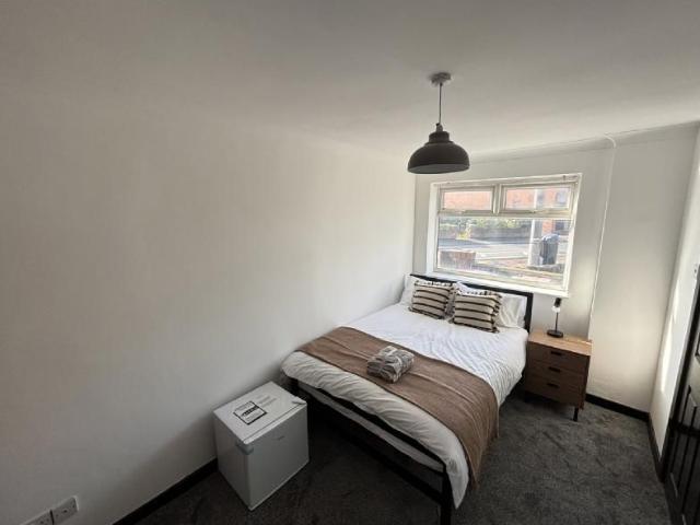 Room for rent in Eccleston Lane Ends, St Helens