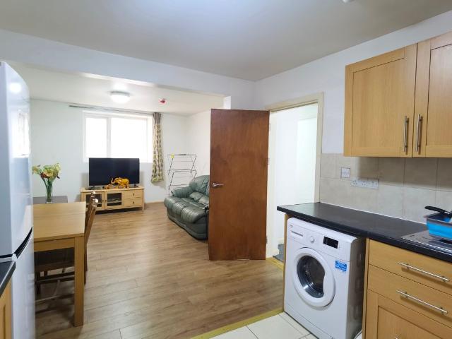 Apartment for rent in Mount Pleasant, Nangreaves
