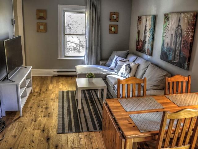 Apartment for rent in La Vallée-du-richelieu, Quebec