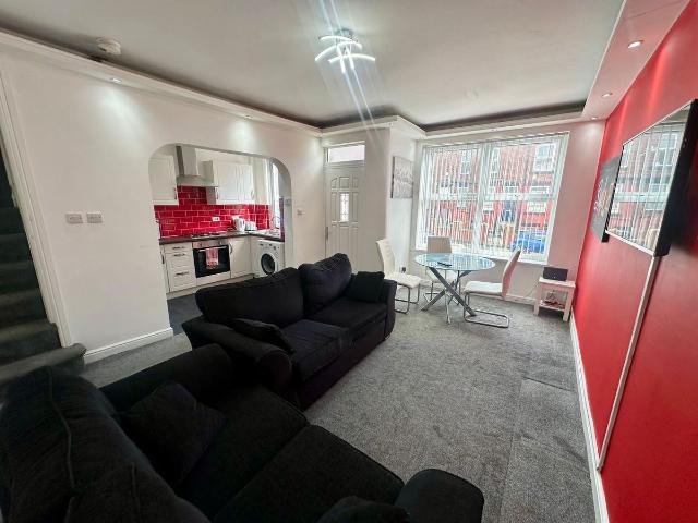 Apartment for rent in Cavalier Hill, Leeds