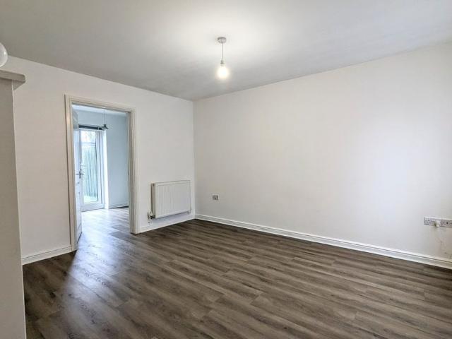 House for rent in Bryncae, Wales