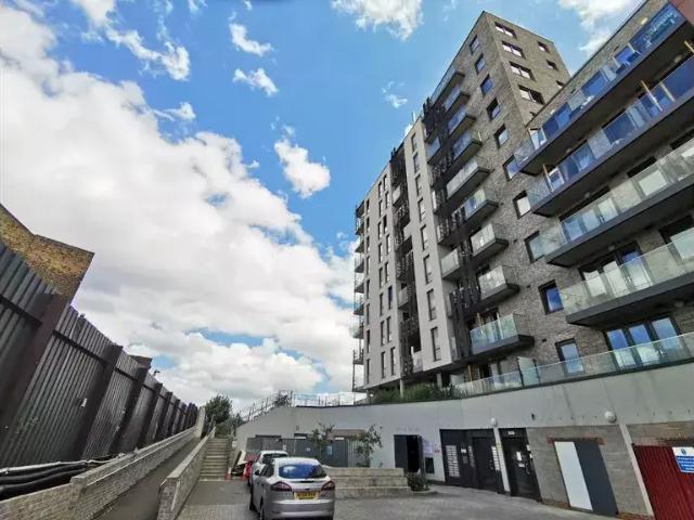 Apartment for rent in Blackwall, Greater London