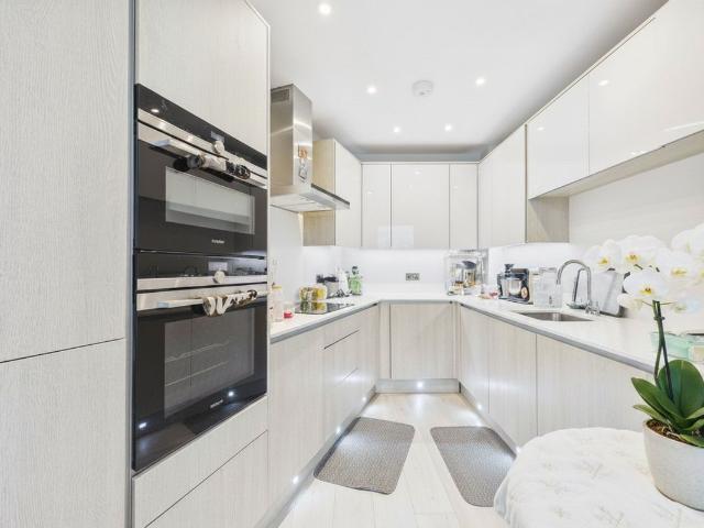 Apartment for rent in Maidenhead
