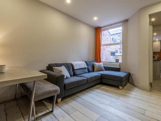 House for rent in Georgia, Greater Manchester