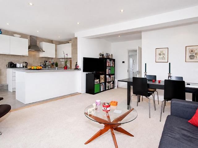 Apartment for rent in St. John's Wood, Greater London