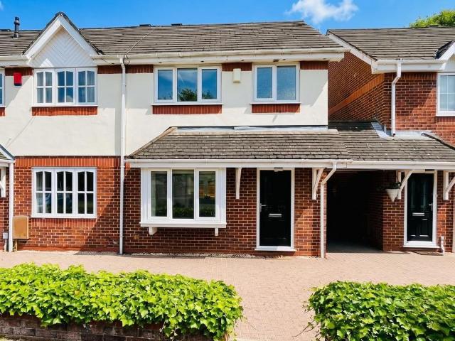 House for rent in Altrincham, Trafford