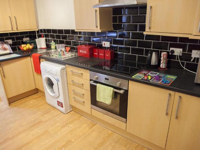 Apartment for rent in Brynmill, Swansea