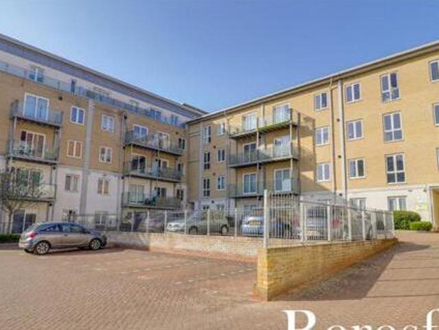 House for sale in Navestock Side, Essex