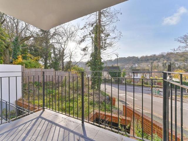 House for rent in London Borough of Croydon, Kenley