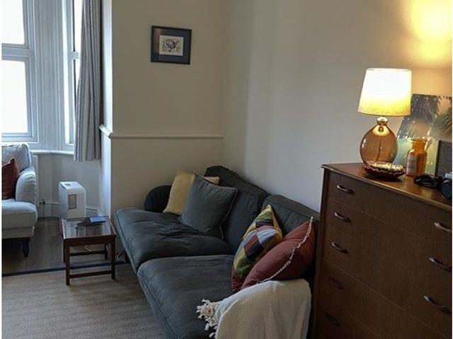 Apartment for rent in Blackwell, Mid Sussex