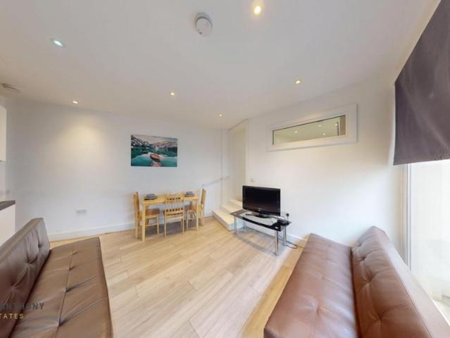 House for rent in Old Kent Road, Greater London